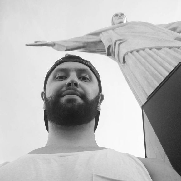 Meet your Posher, Diego - Picture 1 of 1